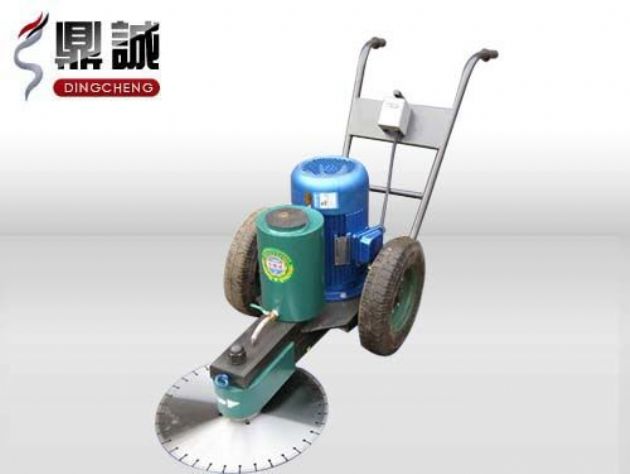 點(diǎn)擊查看詳細(xì)信息<br>標(biāo)題：手推式切樁機(jī) 閱讀次數(shù)：13537