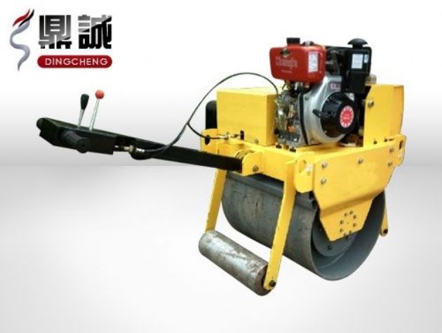 點(diǎn)擊查看詳細(xì)信息<br>標(biāo)題：重型手扶式單鋼輪壓路機(jī) 閱讀次數(shù)：13423