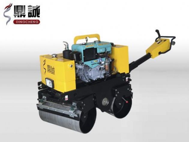 點(diǎn)擊查看詳細(xì)信息<br>標(biāo)題：DC-840-I全液壓手扶雙鋼輪壓路機(jī) 閱讀次數(shù)：14630